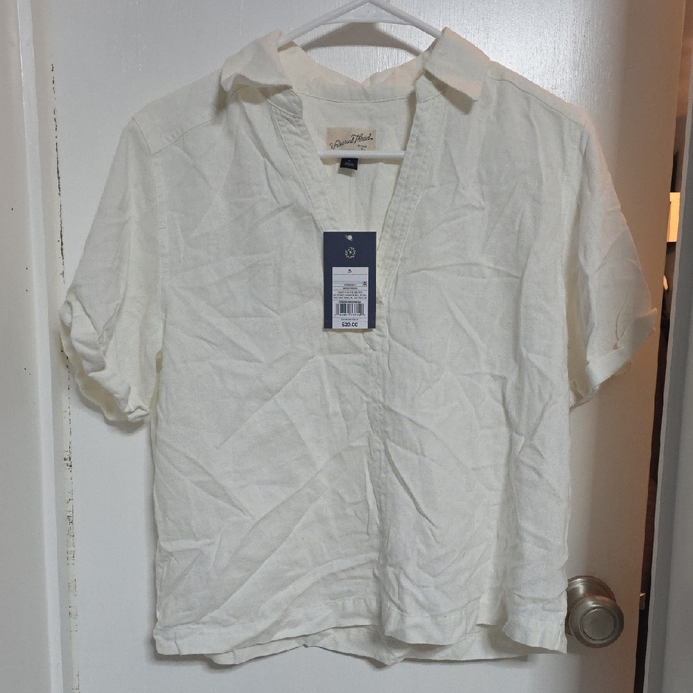 Universal Thread Womens V- Neck Blouse